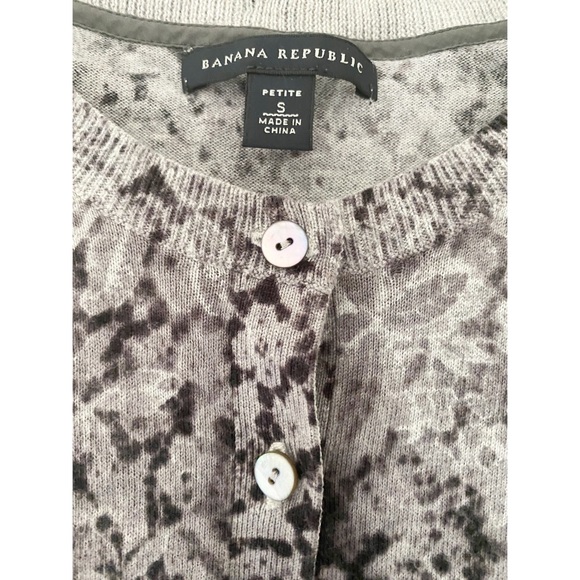 Banana Republic Floral Cardigan - Picture 3 of 4